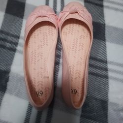 Women's Flats