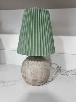 Table lamp