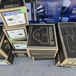 22 Indoor & Indoor/Outdoor Cameras 