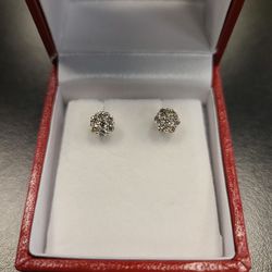0.45ct Diamond 10k Gold Earrings 