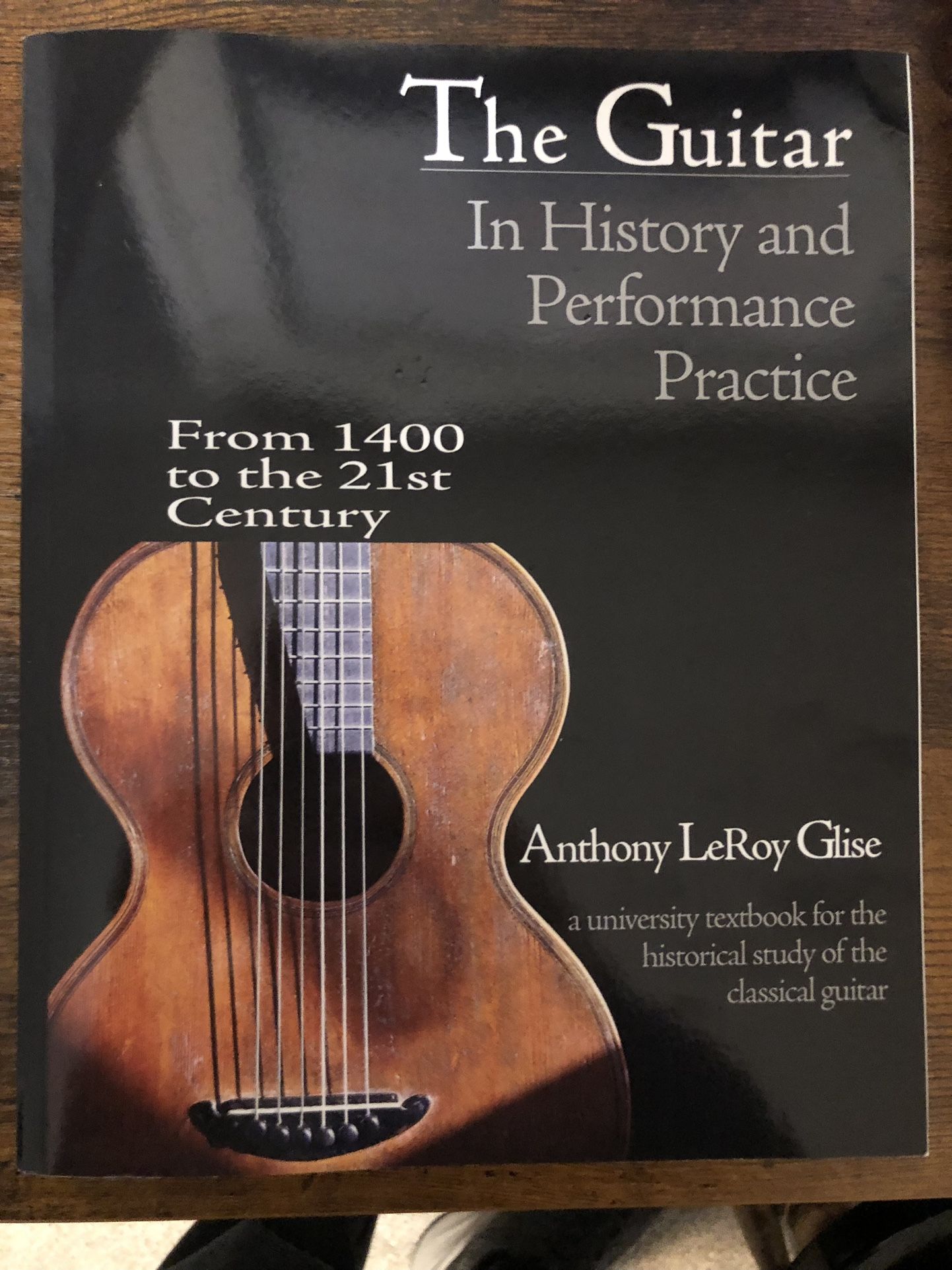 The Guitar - Book History And Performance Plus Extras