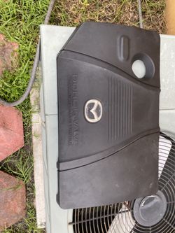 Tapa de motor mazda 3
