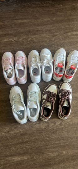 Nike Dunks and Supreme Airforce 1’s