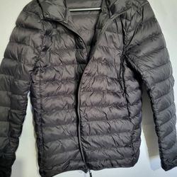 Womens Quince Light Weight Puffer Travel Jacket 