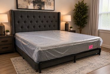 Beautiful 14in Queen Hybrid Mattress . Retails for plus $1200. Our Prices at Huge Discount. financing available