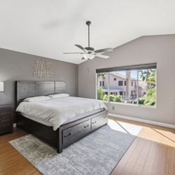 Three Piece King Bedroom Set 