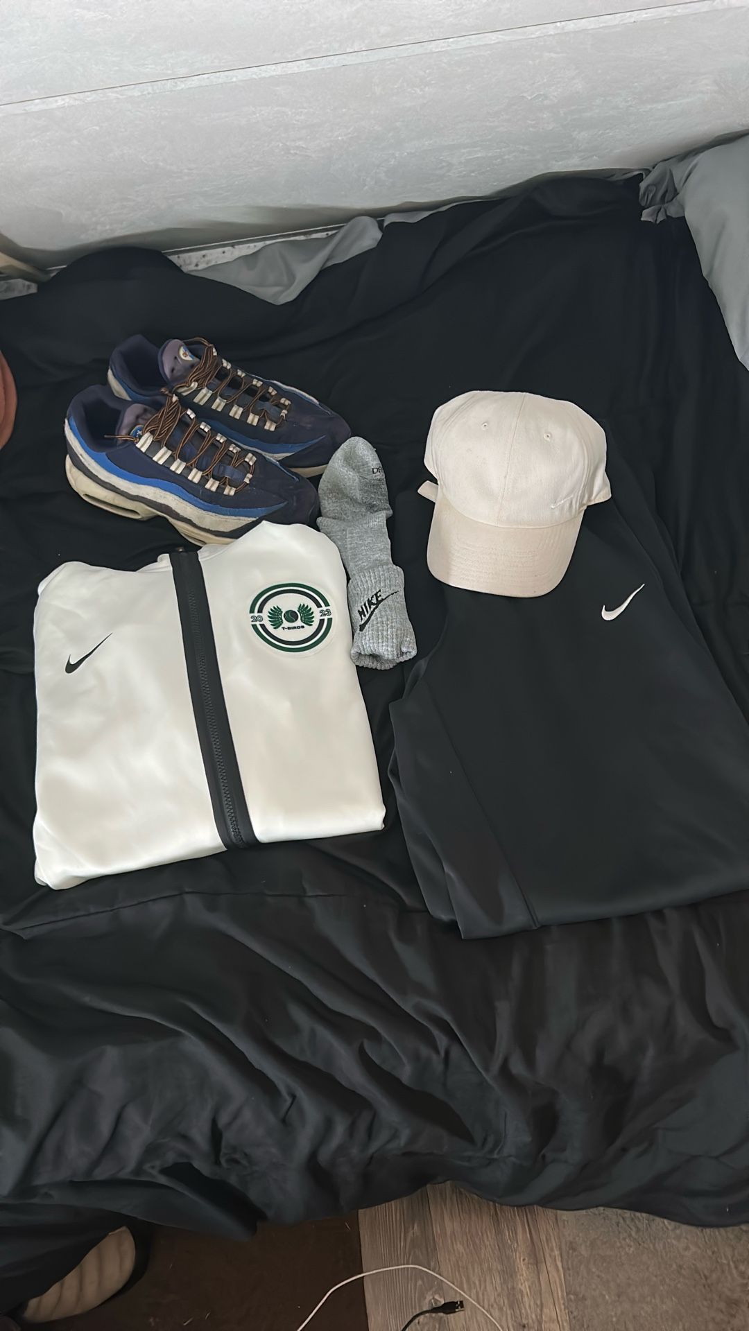 Men’s Nike Bundle