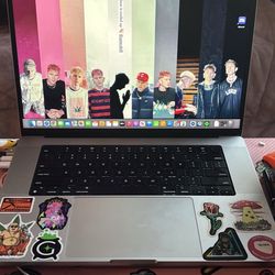 2023 Apple Macbook, M 16 16 Gigs 