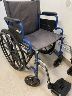 Wheelchair Exelente 300 Lbs Capacity