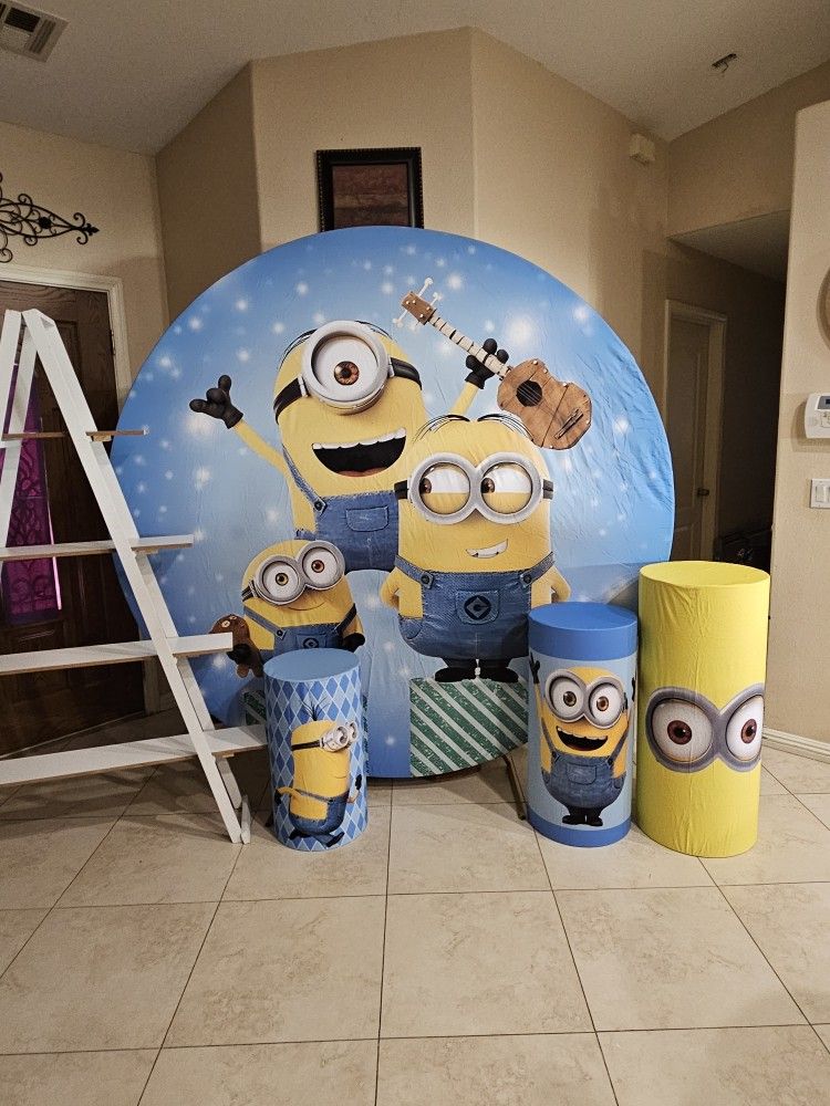 Minions Backdrop