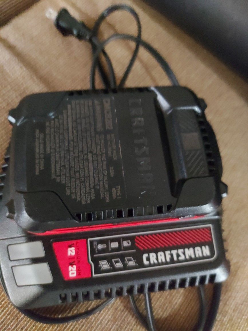 Craftsman 20 V Axial LEAG blower Kit CMCBL700 for Sale in Wichita, KS