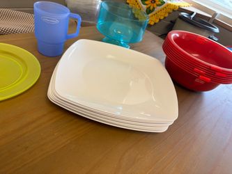 Free plastic plates