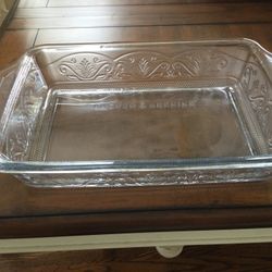 ANCHOR HOCKING ROSEWATER LAUREL EMBOSSED BAKER