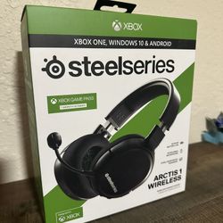 Steel Series Wireless Gaming Headphones