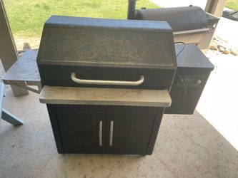 Traeger Silverton 810 (Model: TFS81BLF) |needs auger not working|