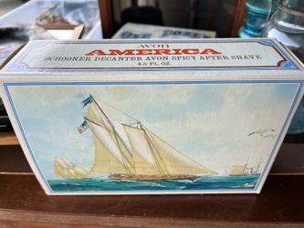 Vintage Avon Schooner Decanter  / Aftershave