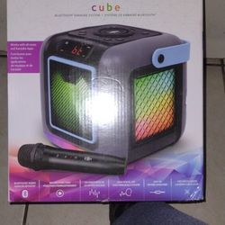 Singing Karaoke Cube 