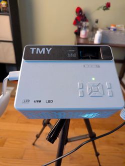TMY LCD LED Projector