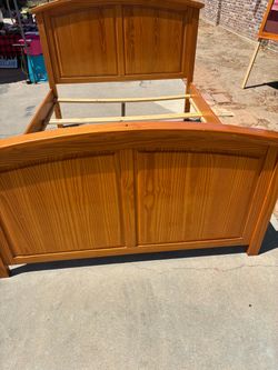 Queen Bed Great Condition