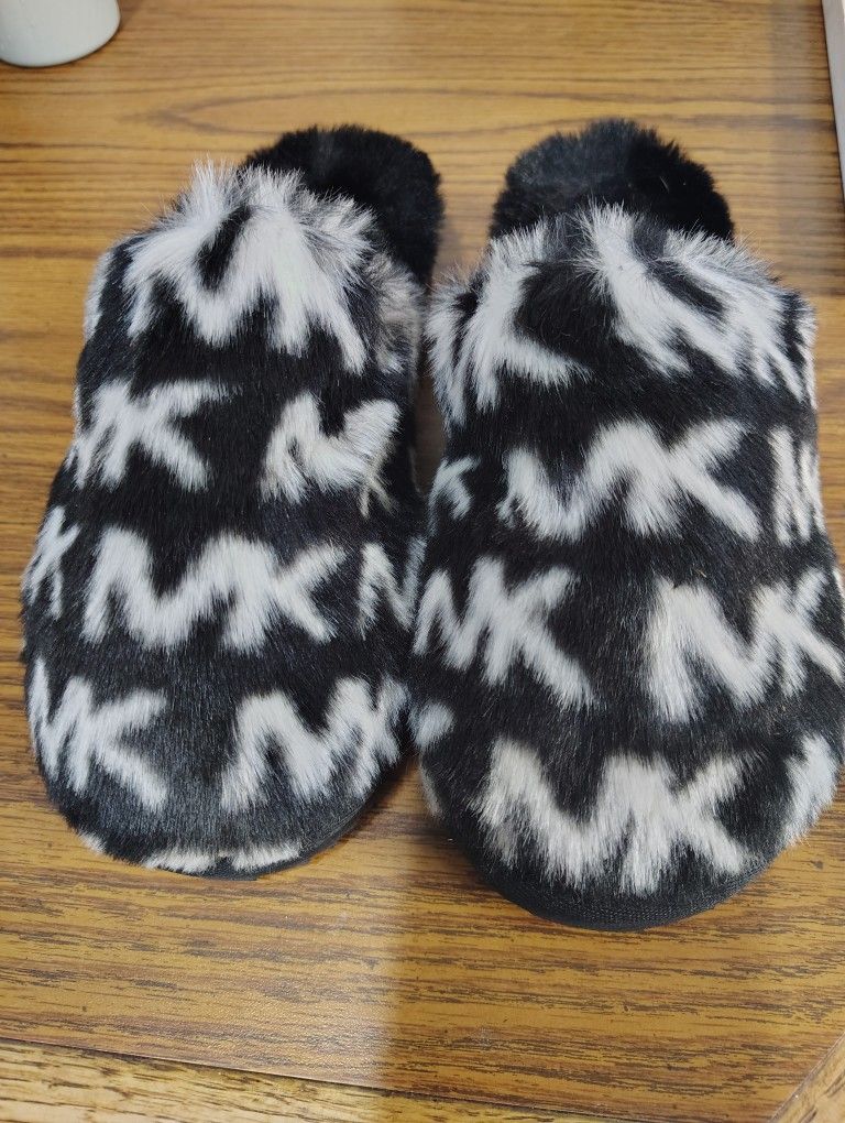 Michael Kors Slippers 
