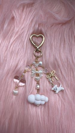 White Coquette Keychain 🎀