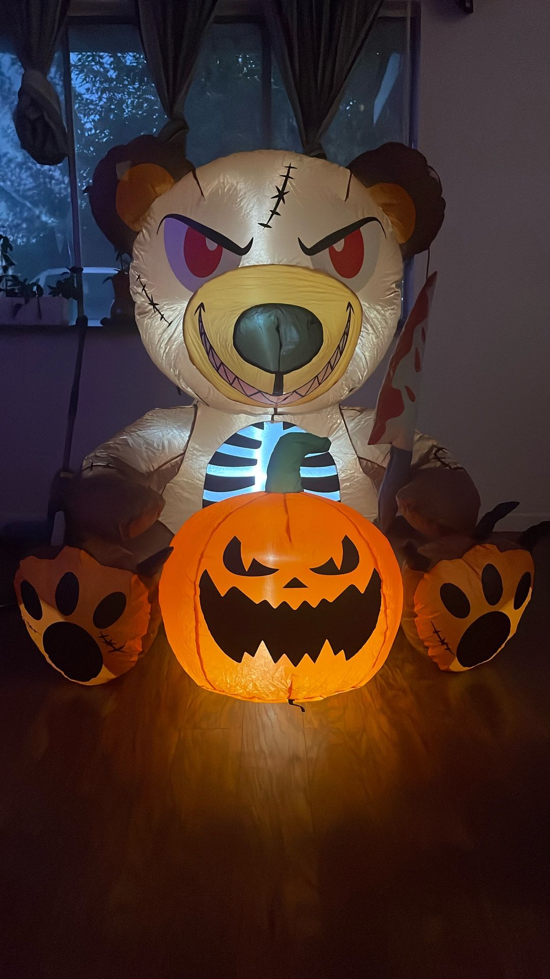 Inflatable Killer Bear 🐻