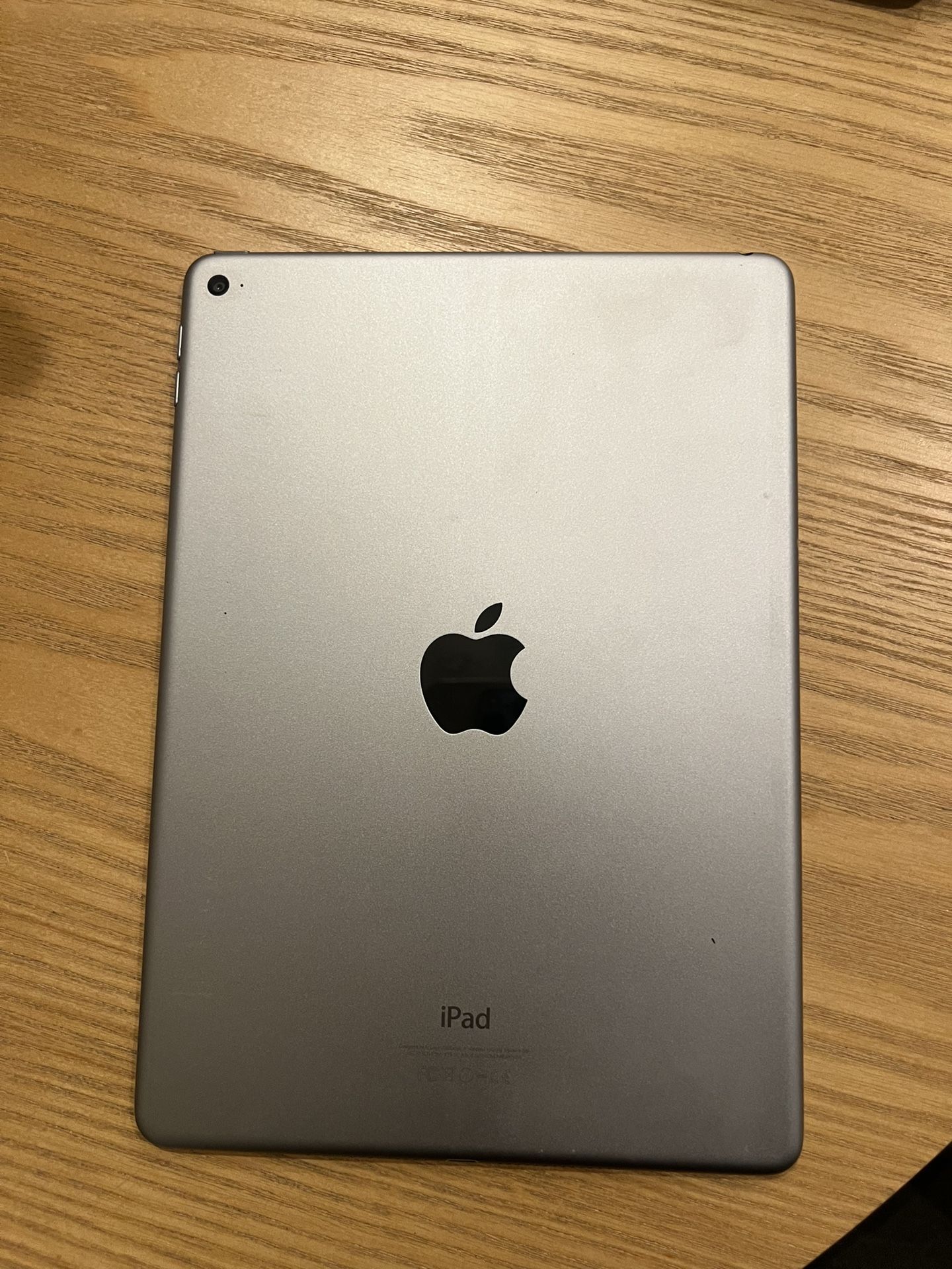 iPad Air 2 with Keyboard Case