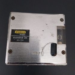 Vintage Stanley tape measure/level
