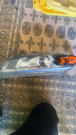 Driver side Headlight for a 2013 Honda Accord Coupe