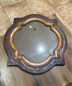 Decorative wood mirror