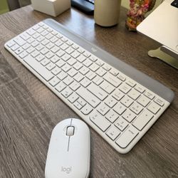 Logitech Wireless Keyboard and Mouse Set – White (Great Condition)