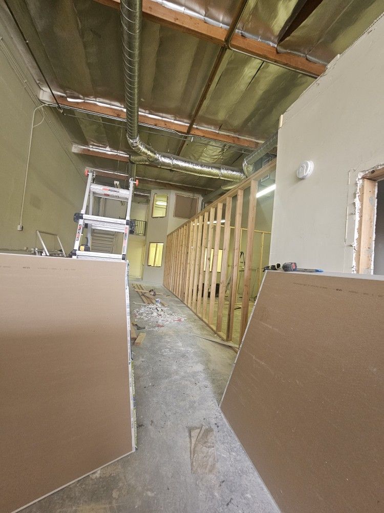 Pintura Para Exteriores E Interiores Buenos Precio