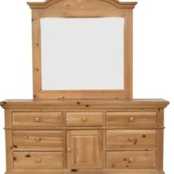 Bassett Solid Pine Wood Dresser And Mirror