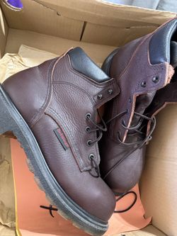 Work boots red wing