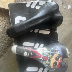 Bicycle Saddles 
