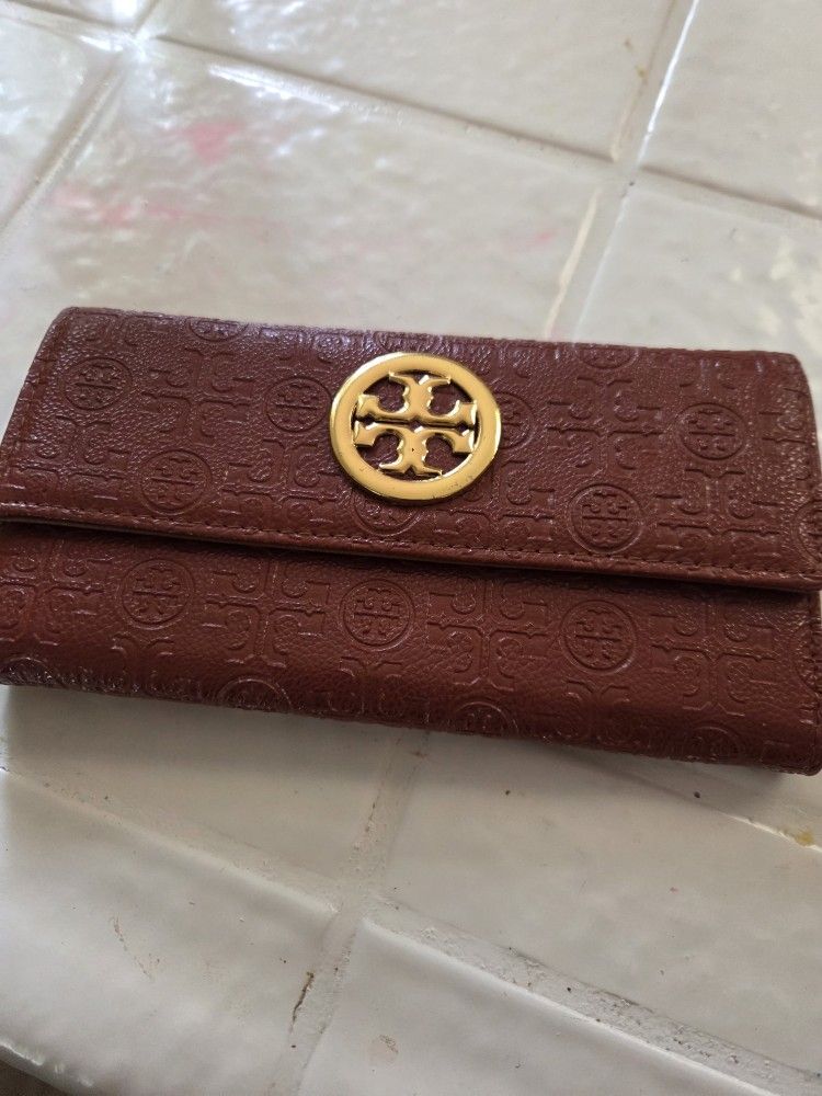 Torry Burch Wallet
