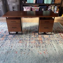 Desk - Raymour & Flanigan