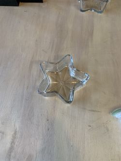 Glass star dishes