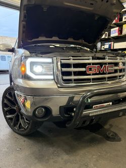 Car Led Headlights Kit Model H11 9006 9005 H1 H4 H7 H13 9007  $30 COMPLETE KIT  2 BULBS for: Headlights, Low beam, High beam, DRL or Foglights *And fr