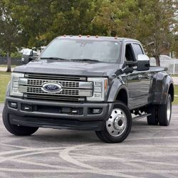 FORD F-450 PLATINUM 2020