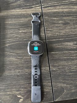 Fitbit Versa 4