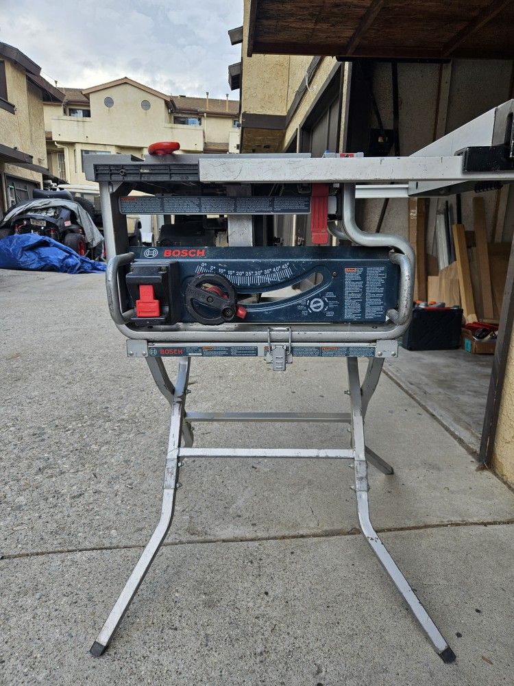 Bosch Table Saw With Stand