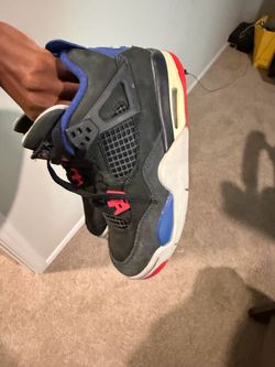 Jordan 4s
