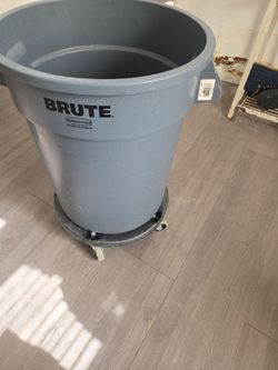 2 Rubbermaid Brute Cans News. 1 40 Or 2 For 70. 20 Gallons