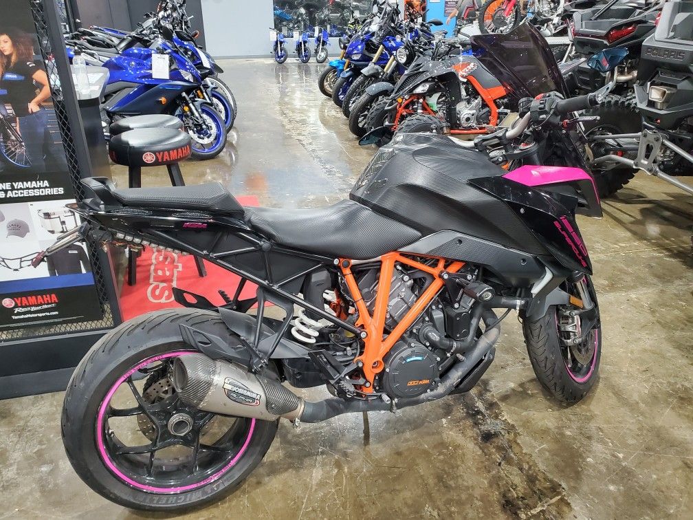 2017 KTM 1290 Super Duke GT