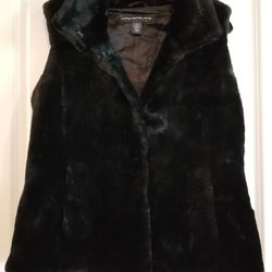 Womens Black Faux Fur Vest