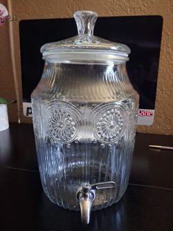 Beverage dispenser