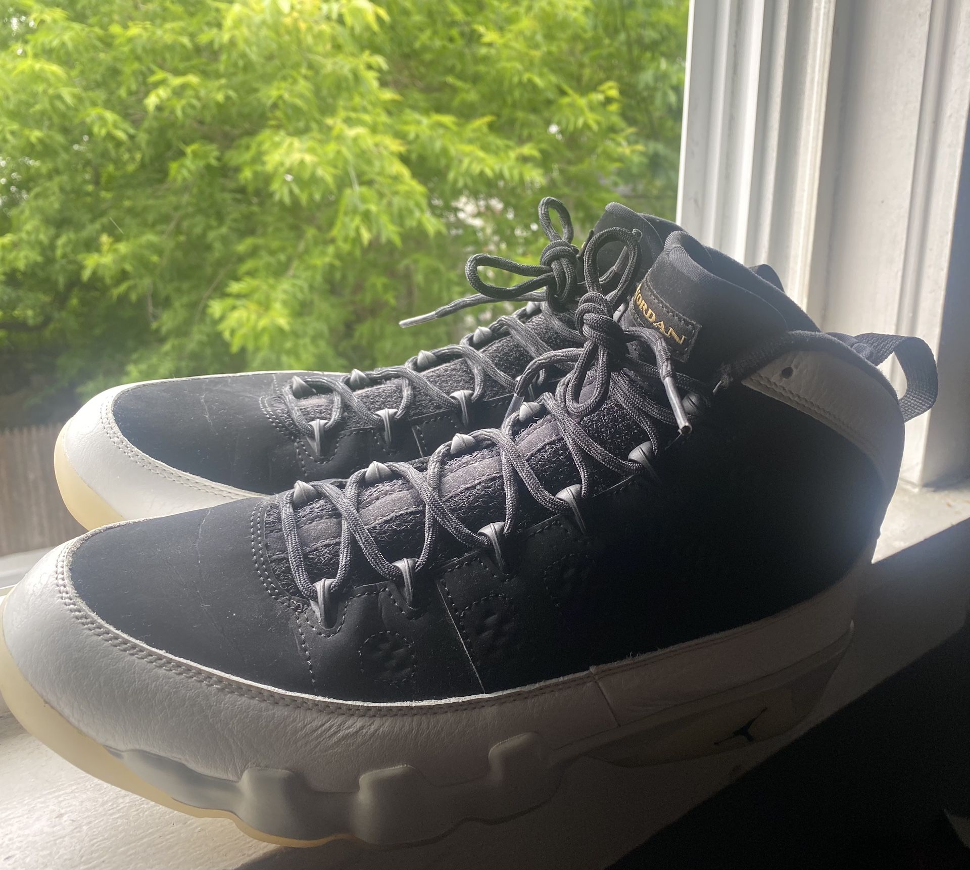 Jordan 9’s City Of Flight