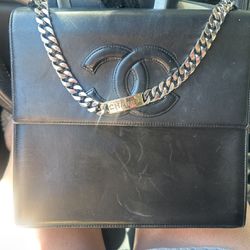 Chanel Flap Front Lambskin Purse W Chain Detail.