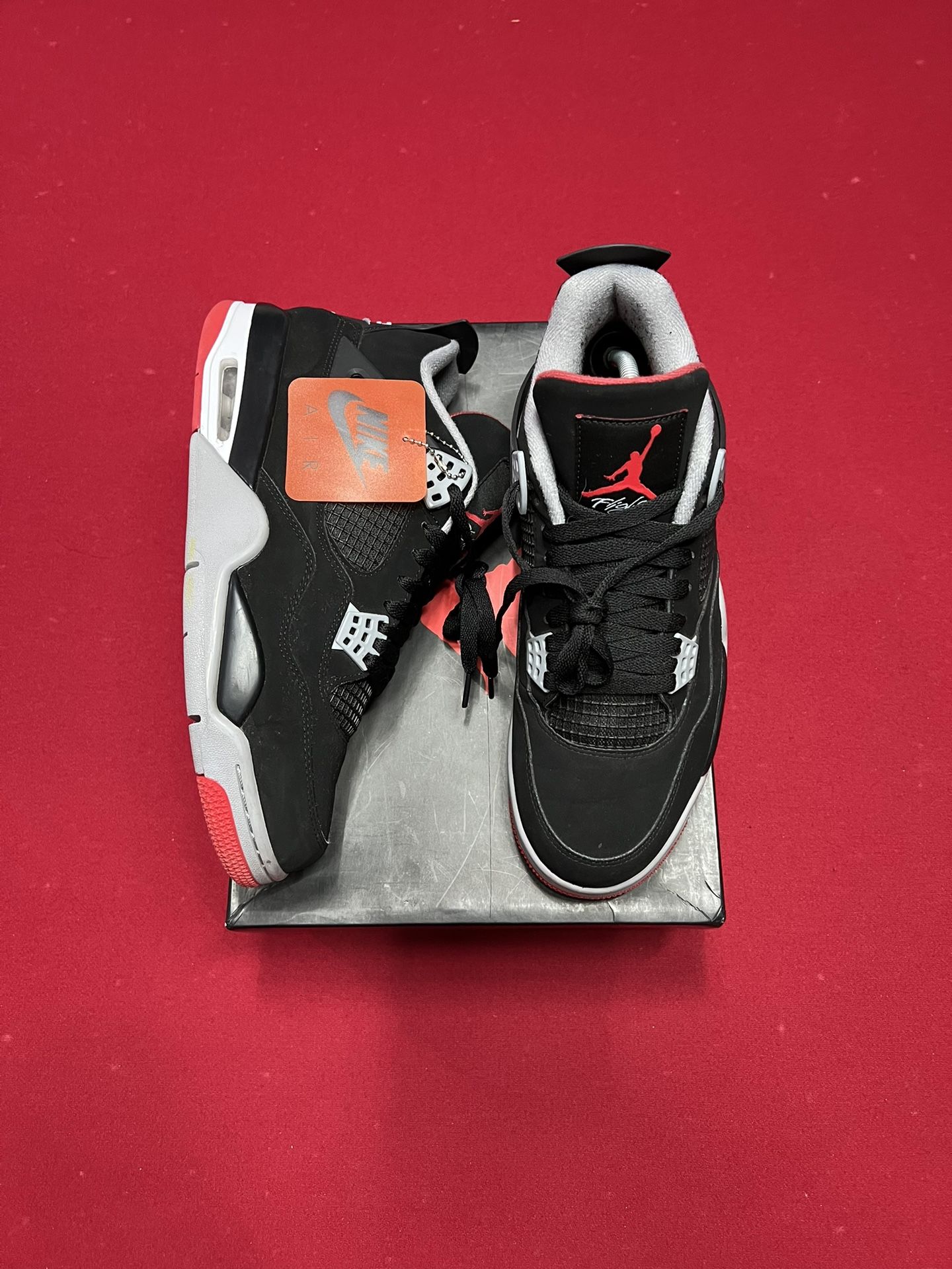 Jordan 4 Bred